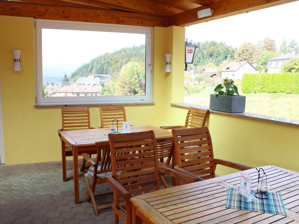 Gasthof Pension Post "Zenz" Latschach ober dem Faakersee Exterior photo